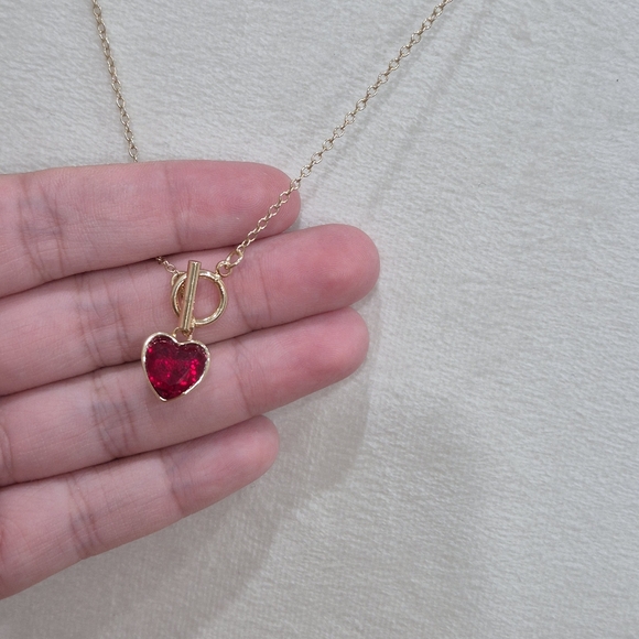 18k GP Cz Heart Necklace - Picture 4 of 6